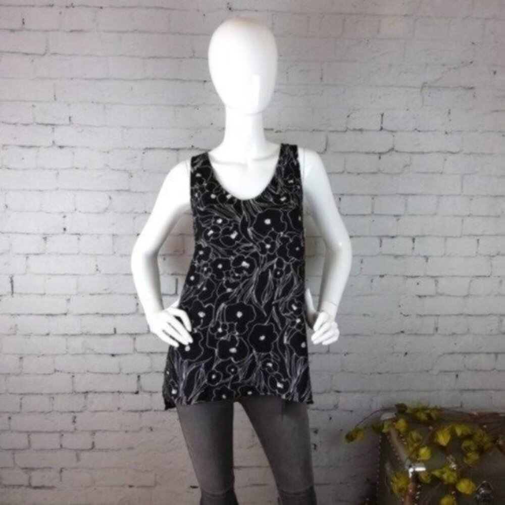 14th & Union Floral Sleeveless Top Black Size Medium